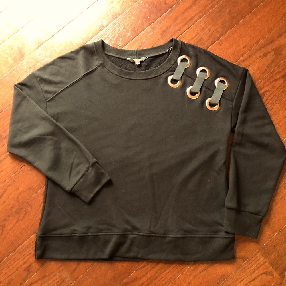 Peyton Jensen sweat shirt